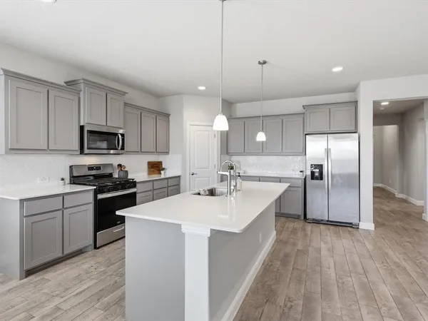 $2,600 | 16032 Farringdon Street, Fort Worth, TX 76247
