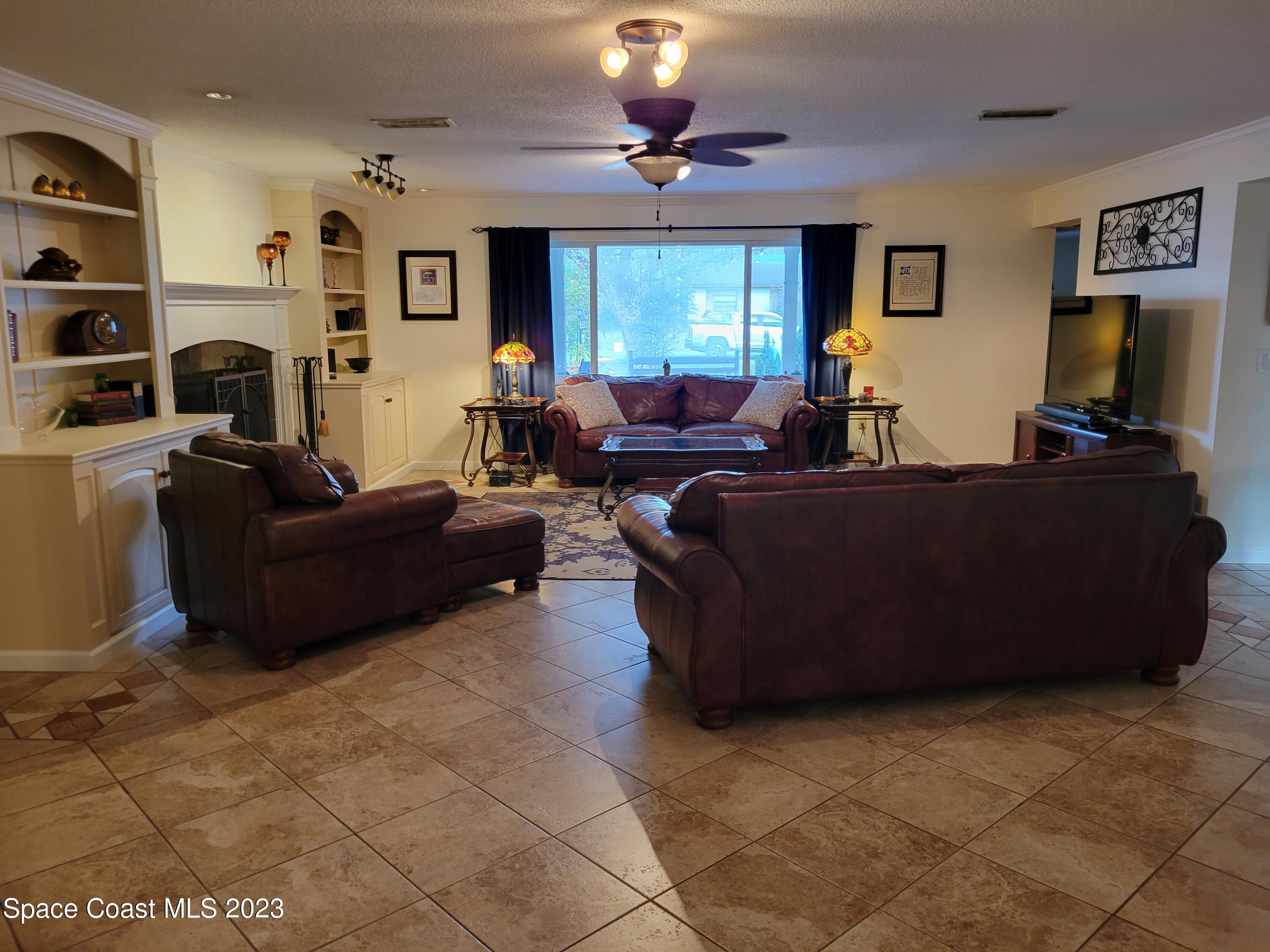 1771 Britt Road Cocoa, FL 32926 - Photo 14 of 48 Family Room view
