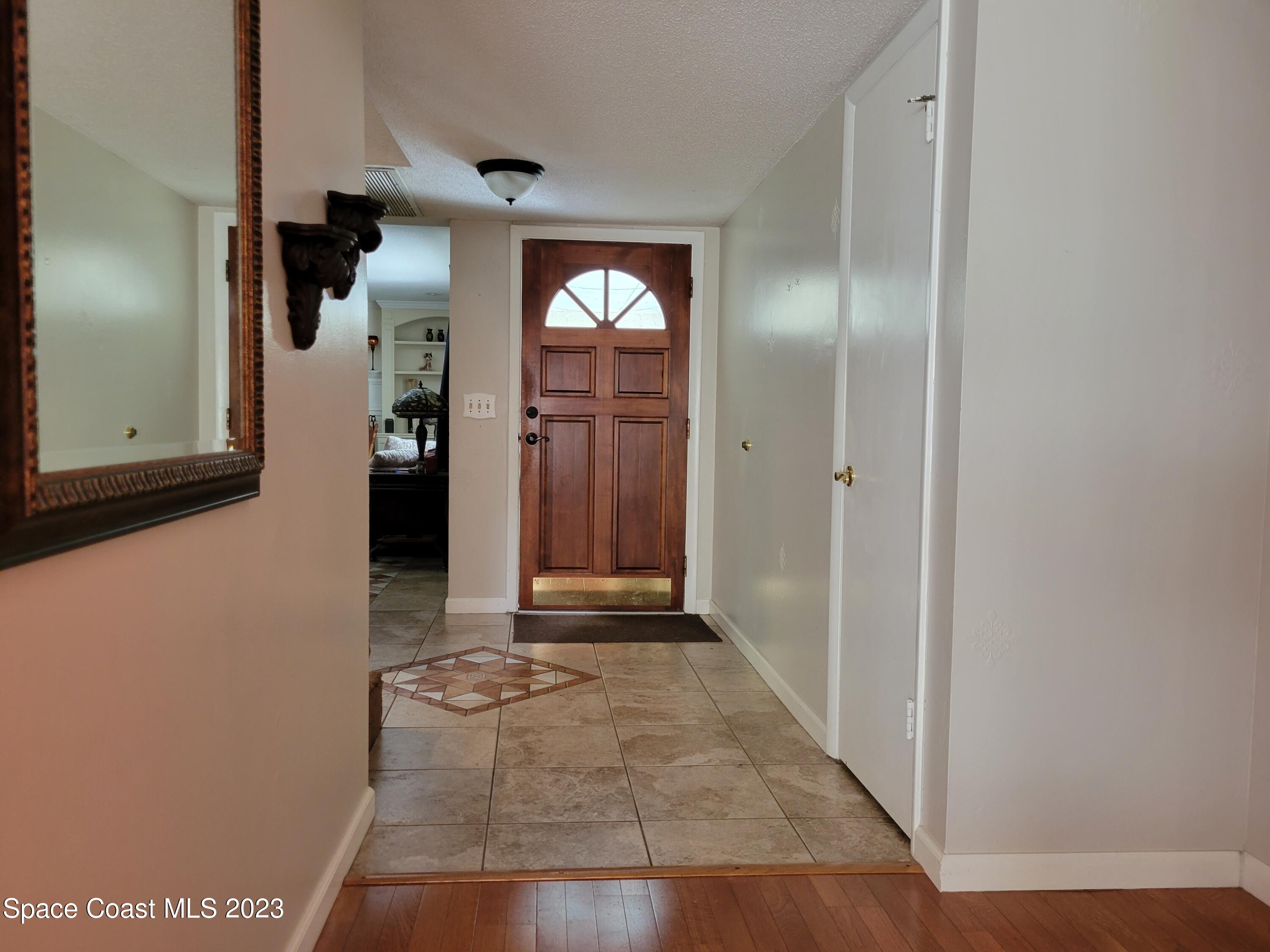 1771 Britt Road Cocoa, FL 32926 - Photo 44 of 48 Fayer hallway