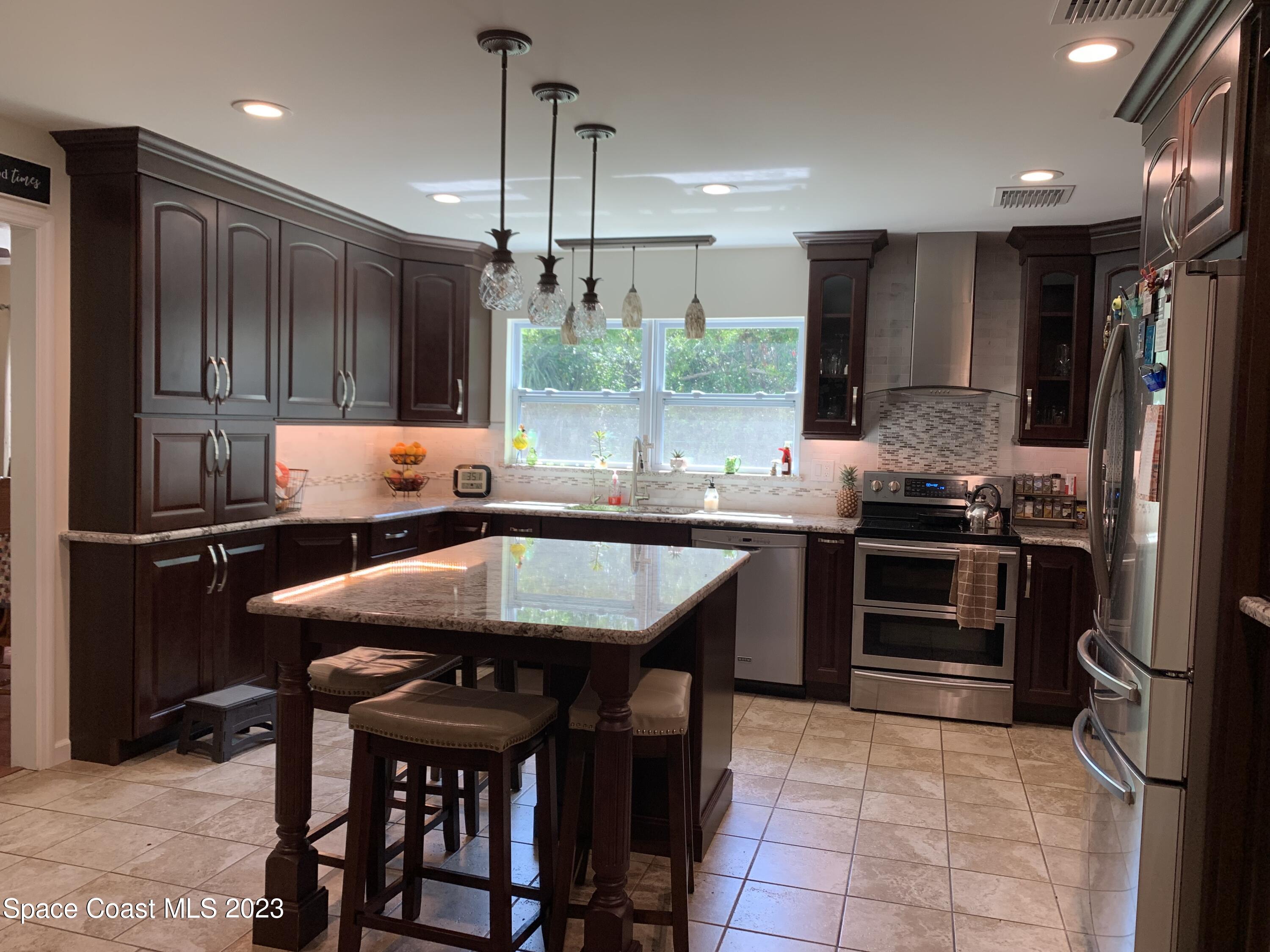 1771 Britt Road Cocoa, FL 32926 - Photo 7 of 48 12-Kitchen