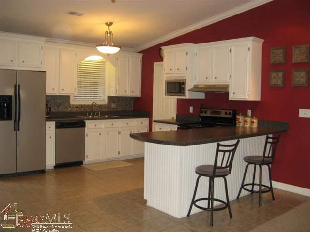 1023 Devenger Road Greer, SC 29650 - Photo 5 of 16 Gallery Image 5
