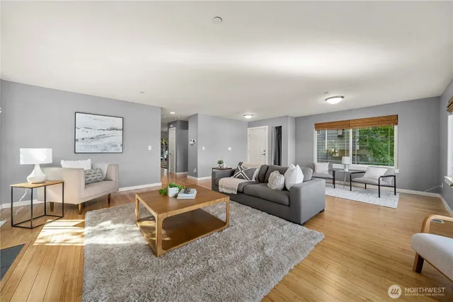 $850,000 | 13827 Macadam Road South, Tukwila, WA 98168