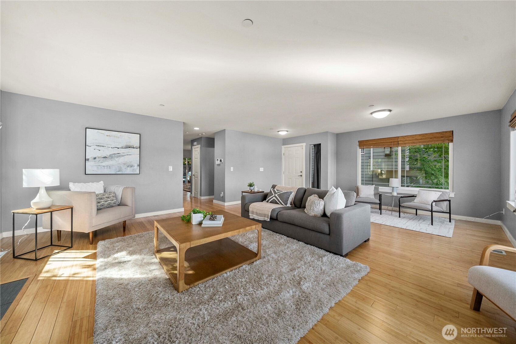 13827 Macadam Road South Tukwila, WA 98168 - Photo 6 of 29 a living room with furniture and a table
