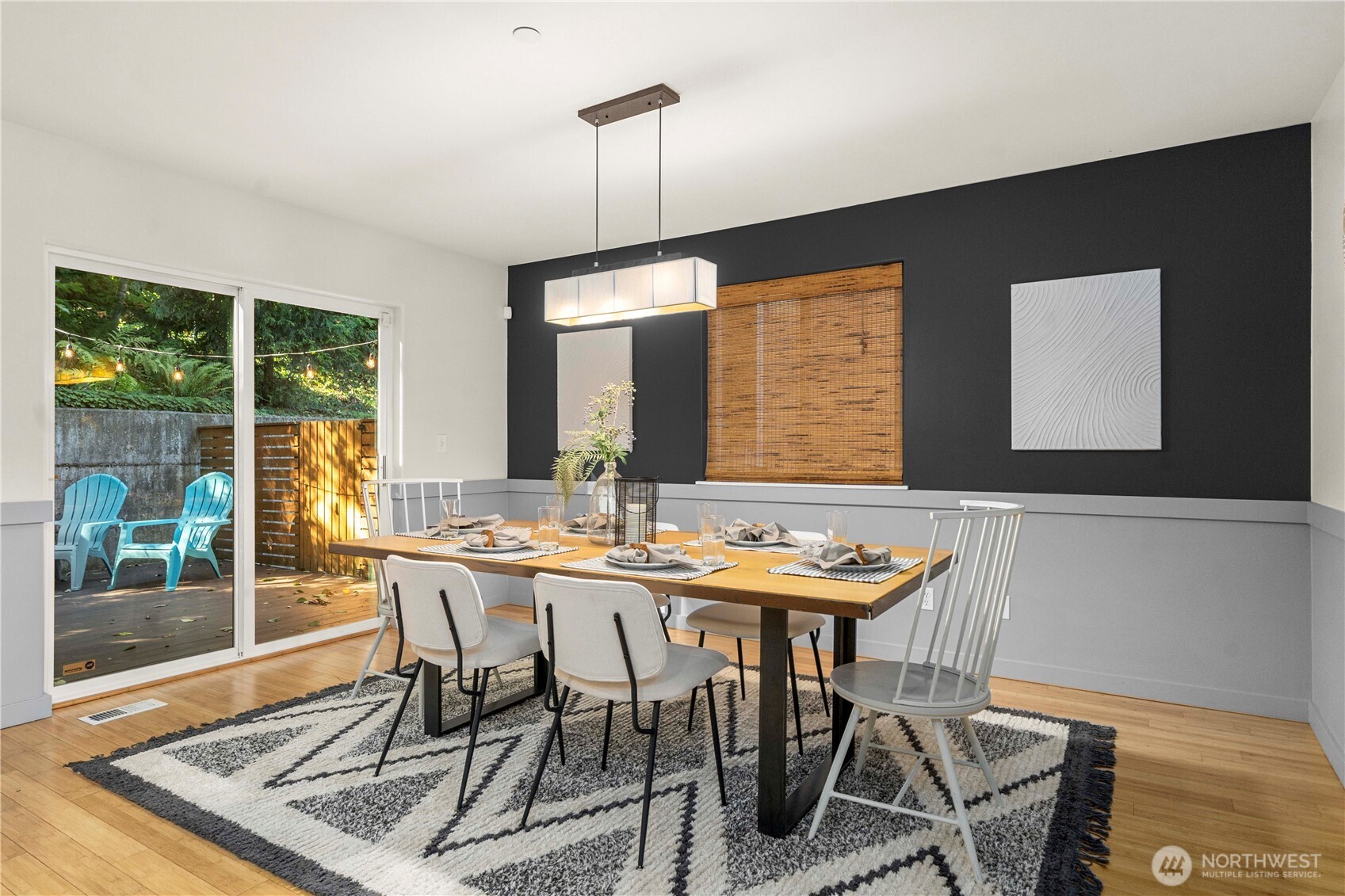 13827 Macadam Road South Tukwila, WA 98168 - Photo 9 of 29 a view of a dining room with furniture window and outside view