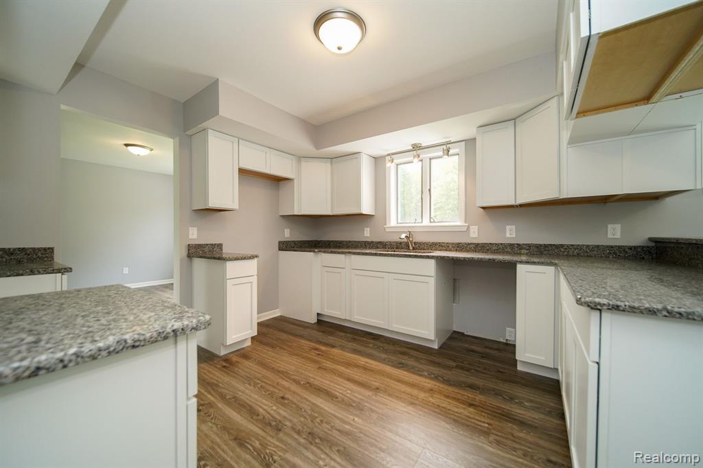 43867 Judd Road Belleville, MI 48111 - Photo 15 of 79