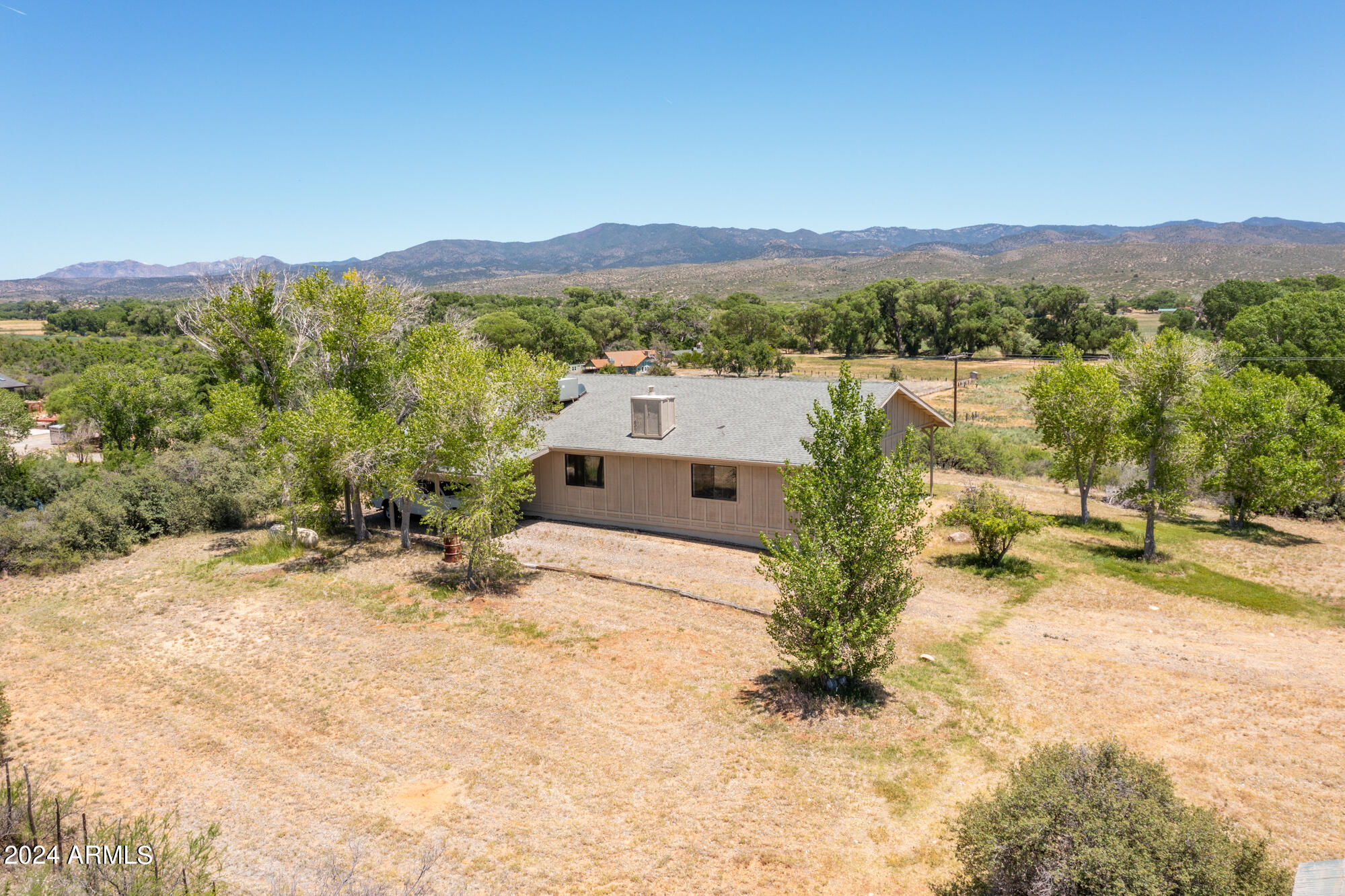 5500 Four Cross Ranch Road Skull Valley, AZ 86338 - Photo 52 of 59 Guest House