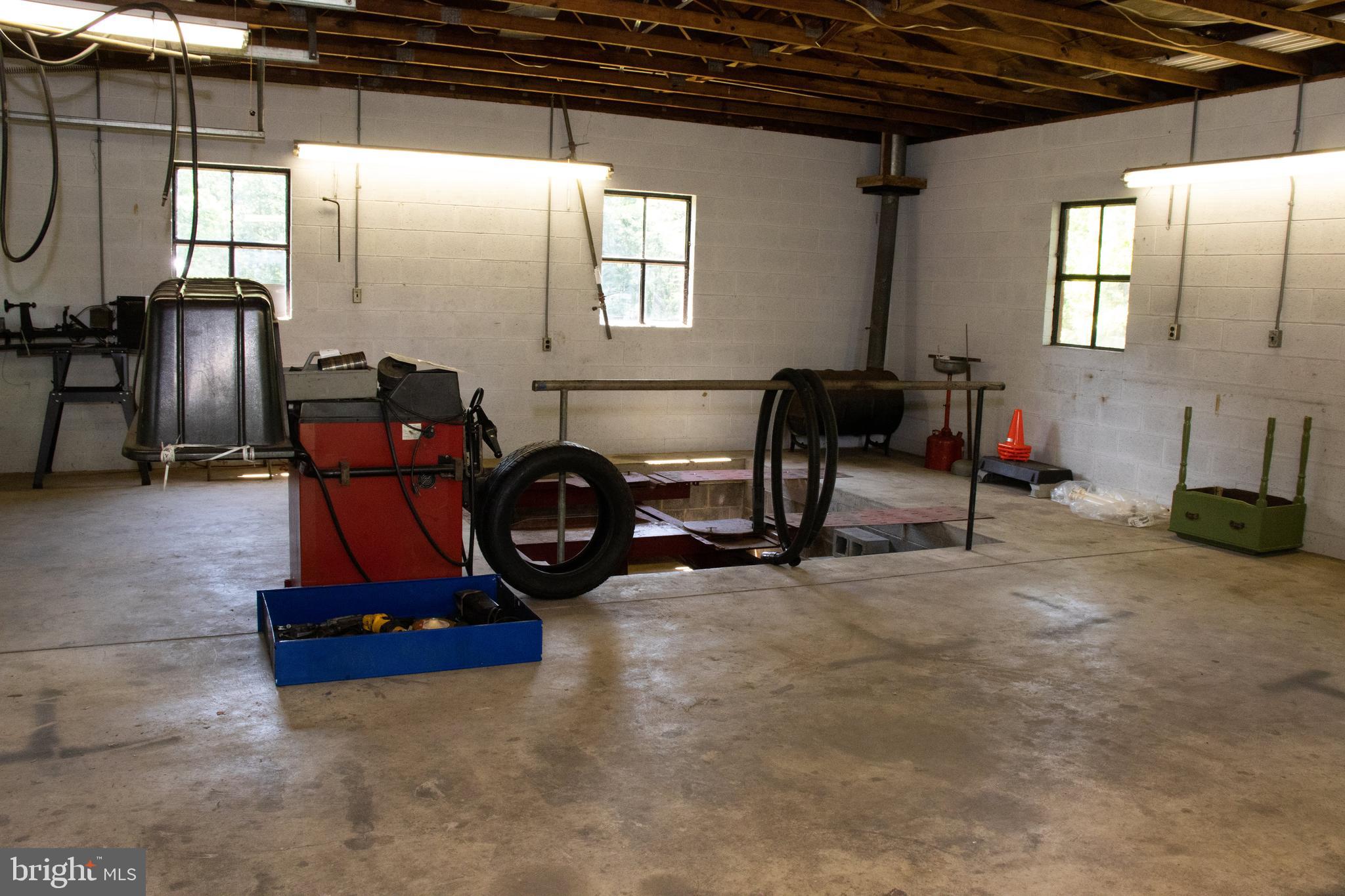 12212 Orange Plank Road Locust Grove, VA 22508 - Photo 68 of 76 Oversized garage