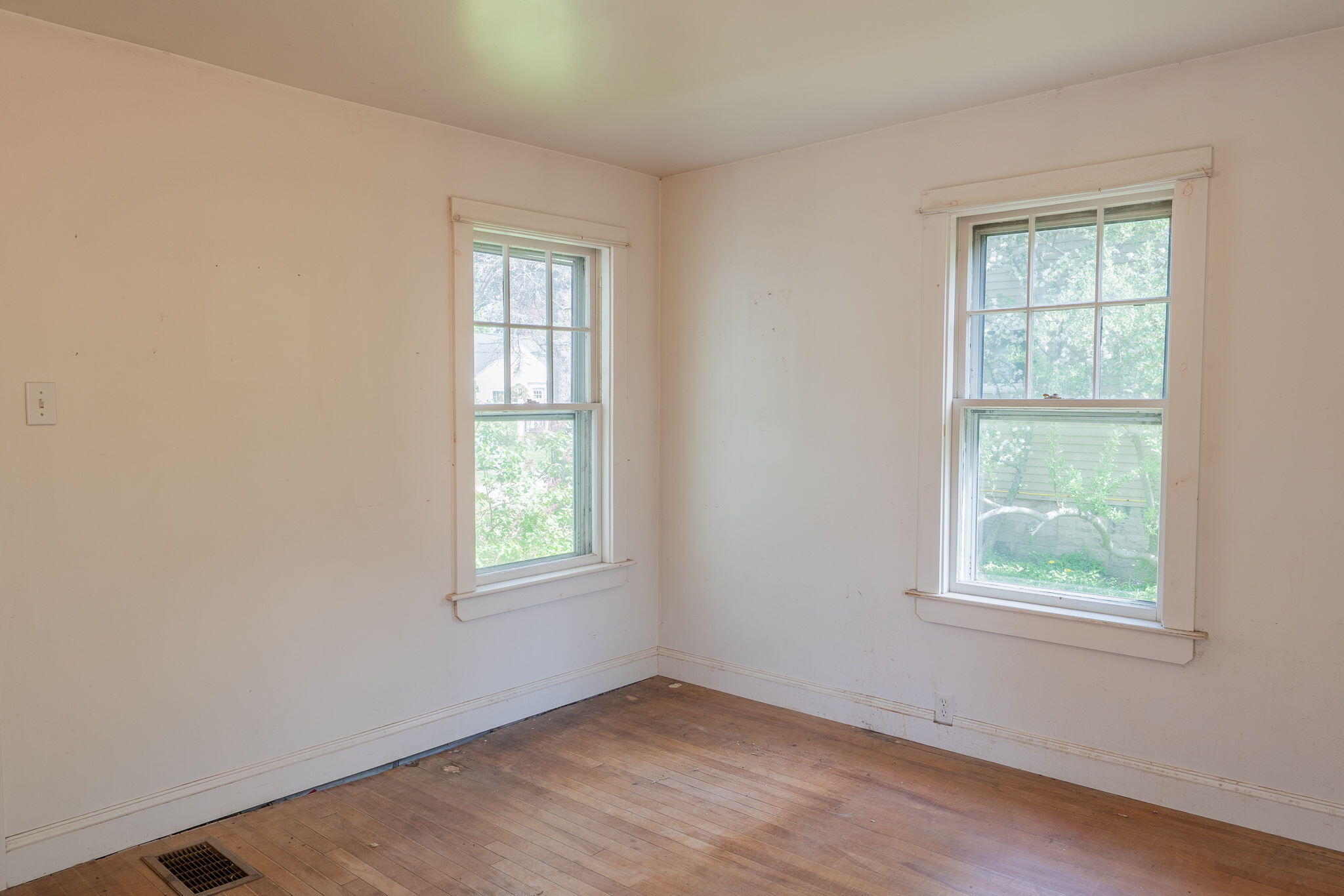 34 Romano Road South Portland, ME 04106 - Photo 24 of 29 23-web-or-mls-34 Romano Rd-24