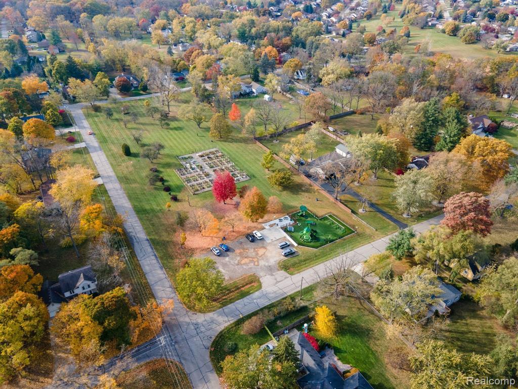 2626 Hickory Lawn Road Rochester Hills, MI 48307 - Photo 44 of 44