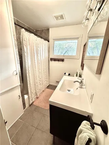 $269,000 | 955 South Walnut Street, Maryville, MO 64468