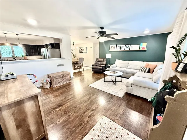 $269,000 | 955 South Walnut Street, Maryville, MO 64468