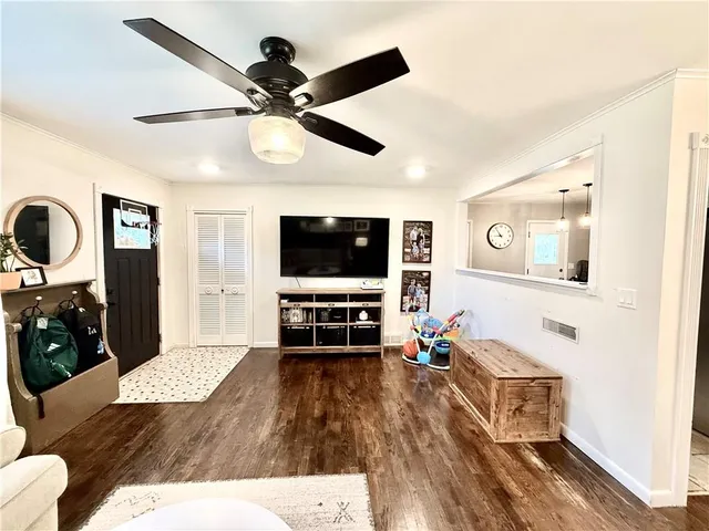 $269,000 | 955 South Walnut Street, Maryville, MO 64468