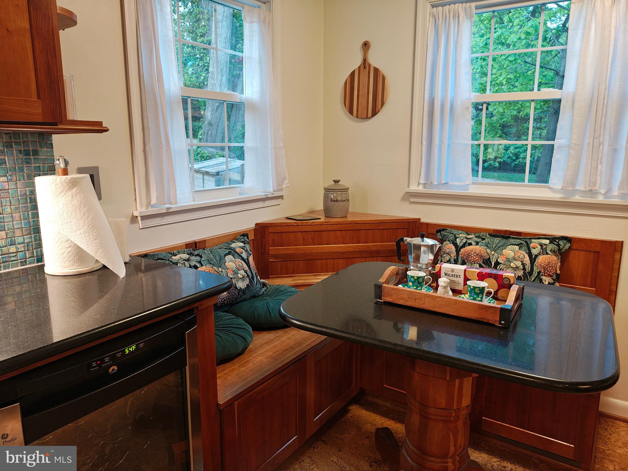 572 Cricket Lane Wayne, PA 19087 - Photo 12 of 37 a living room with furniture and a window