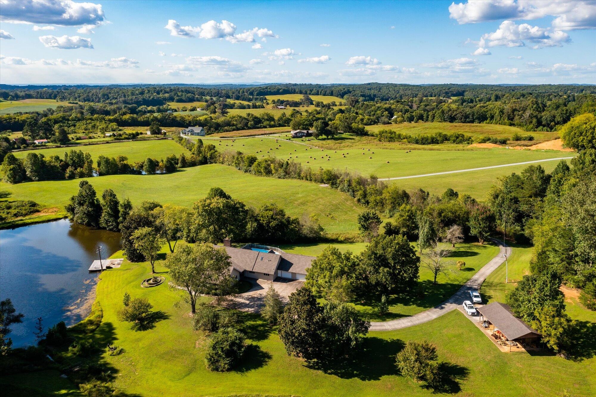 136 County Road 686 Riceville, TN 37370 - Photo 32 of 37 Gallery Image 32