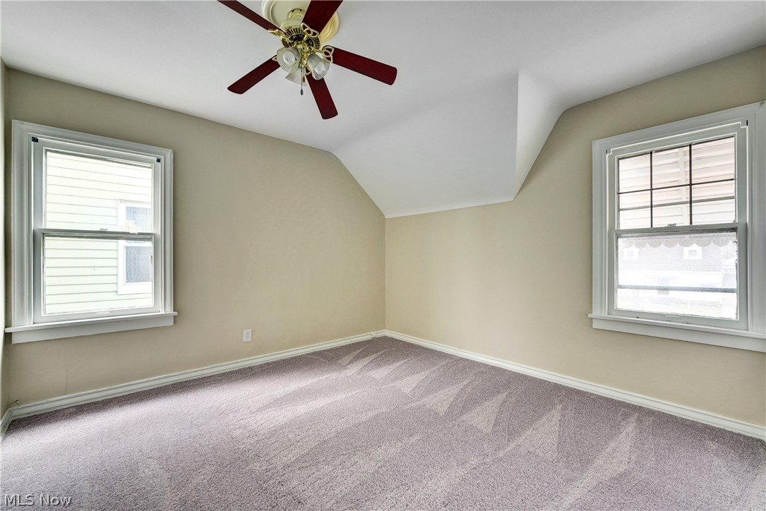 8210 Snow Road Parma, OH 44129 - Photo 18 of 35