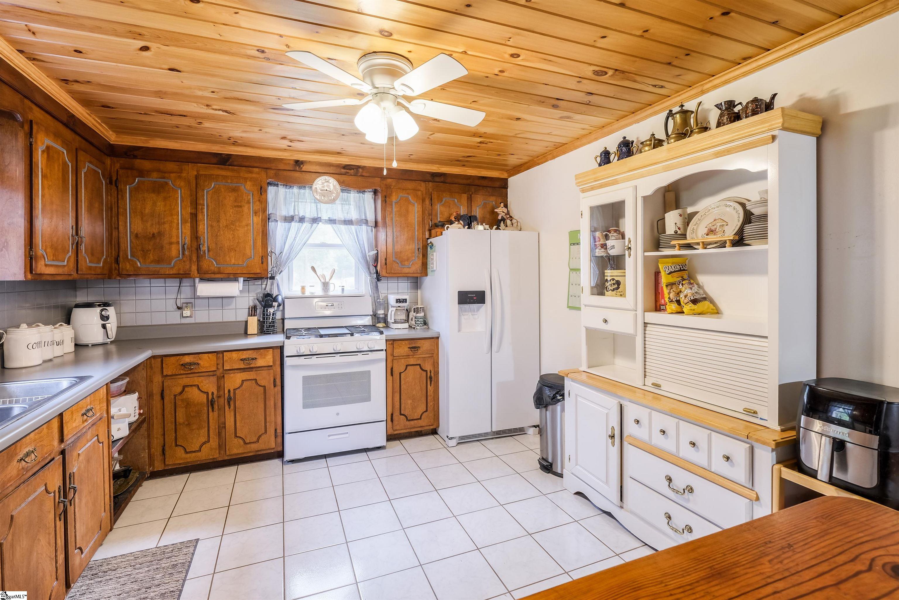 402 Terrapin Road Union, SC 29379 - Photo 12 of 50 Gallery Image 12
