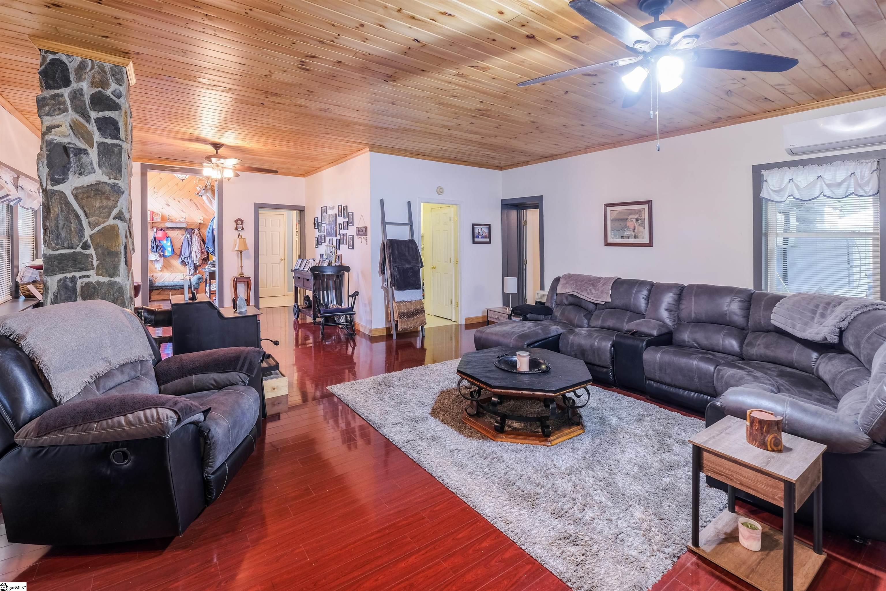 402 Terrapin Road Union, SC 29379 - Photo 7 of 50 Gallery Image 7