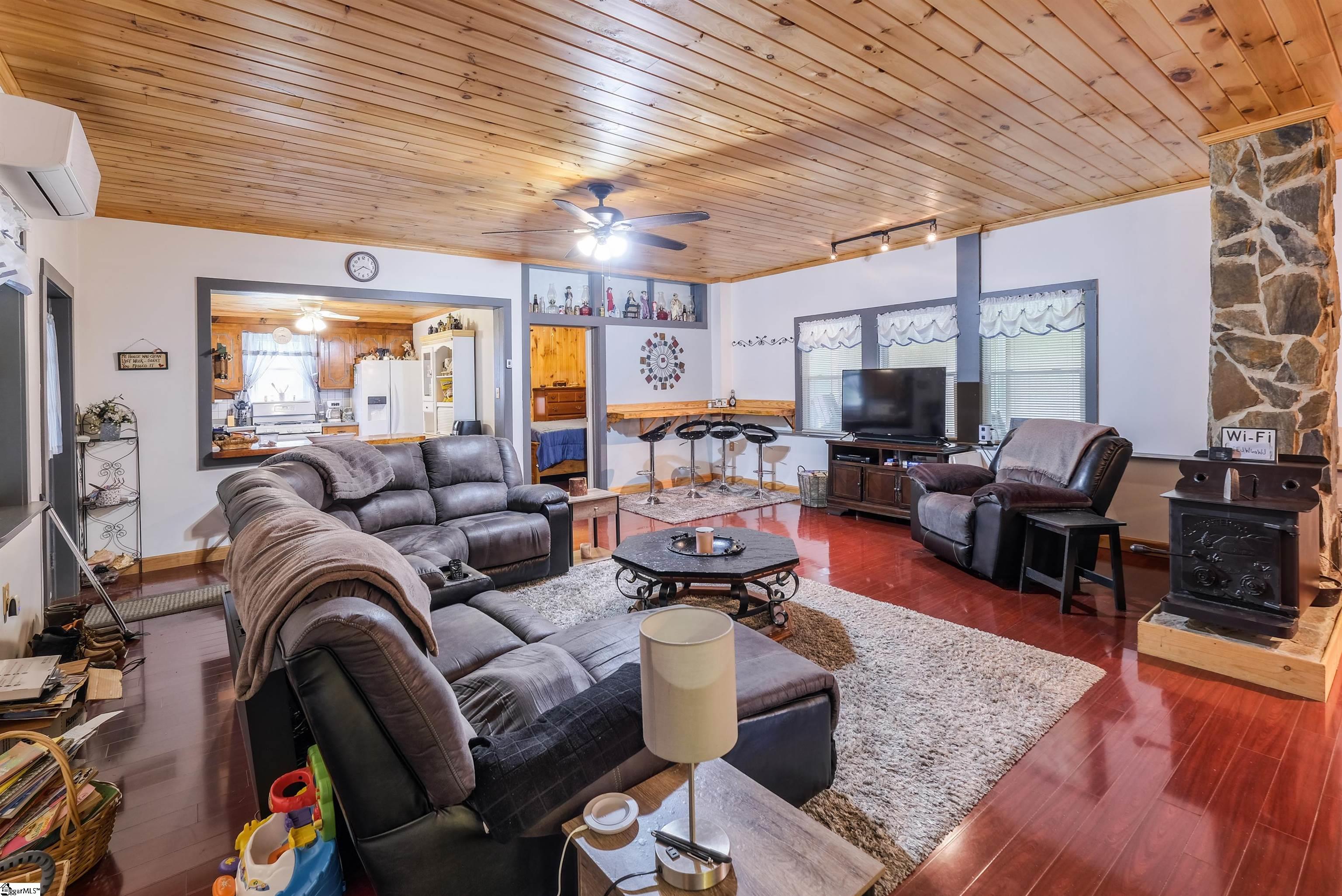 402 Terrapin Road Union, SC 29379 - Photo 9 of 50 Gallery Image 9