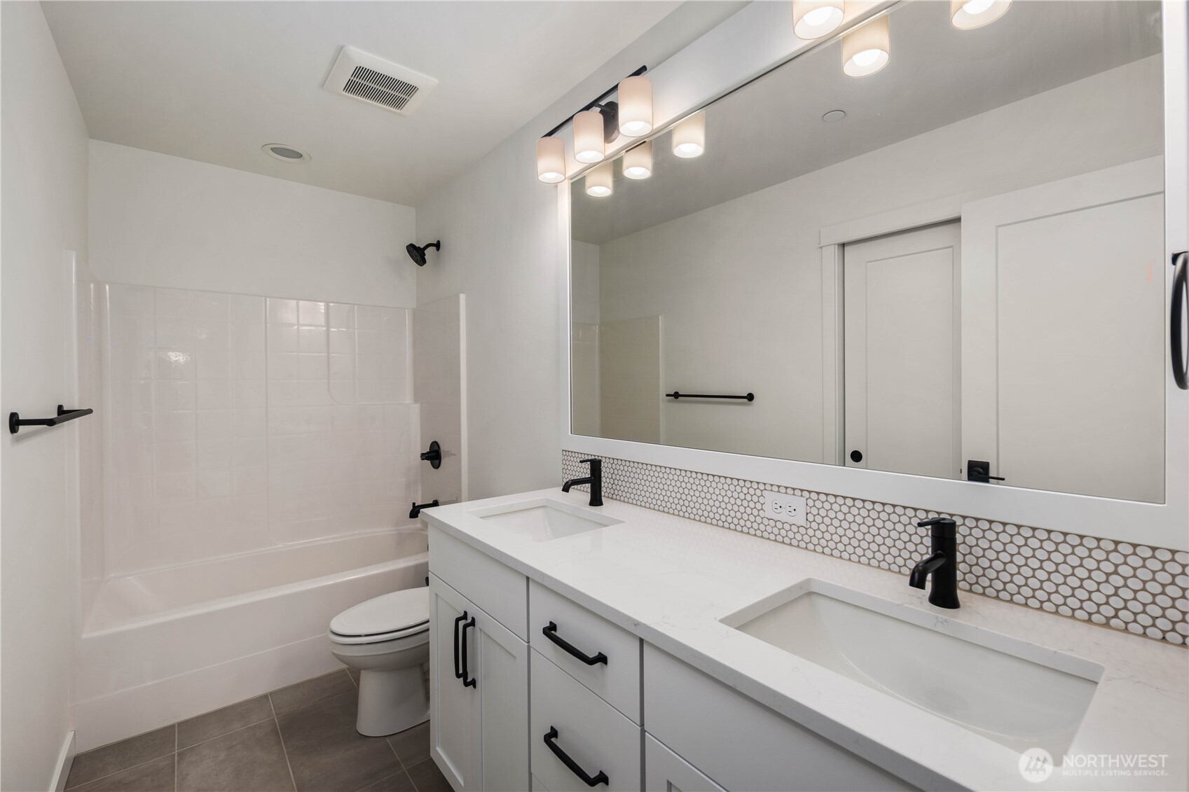 721 211th Place Southeast Bothell, WA 98021 - Photo 29 of 33