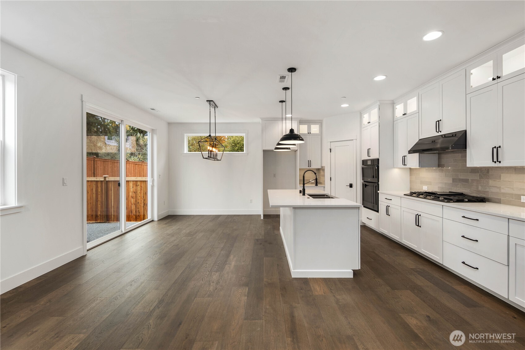 721 211th Place Southeast Bothell, WA 98021 - Photo 7 of 33