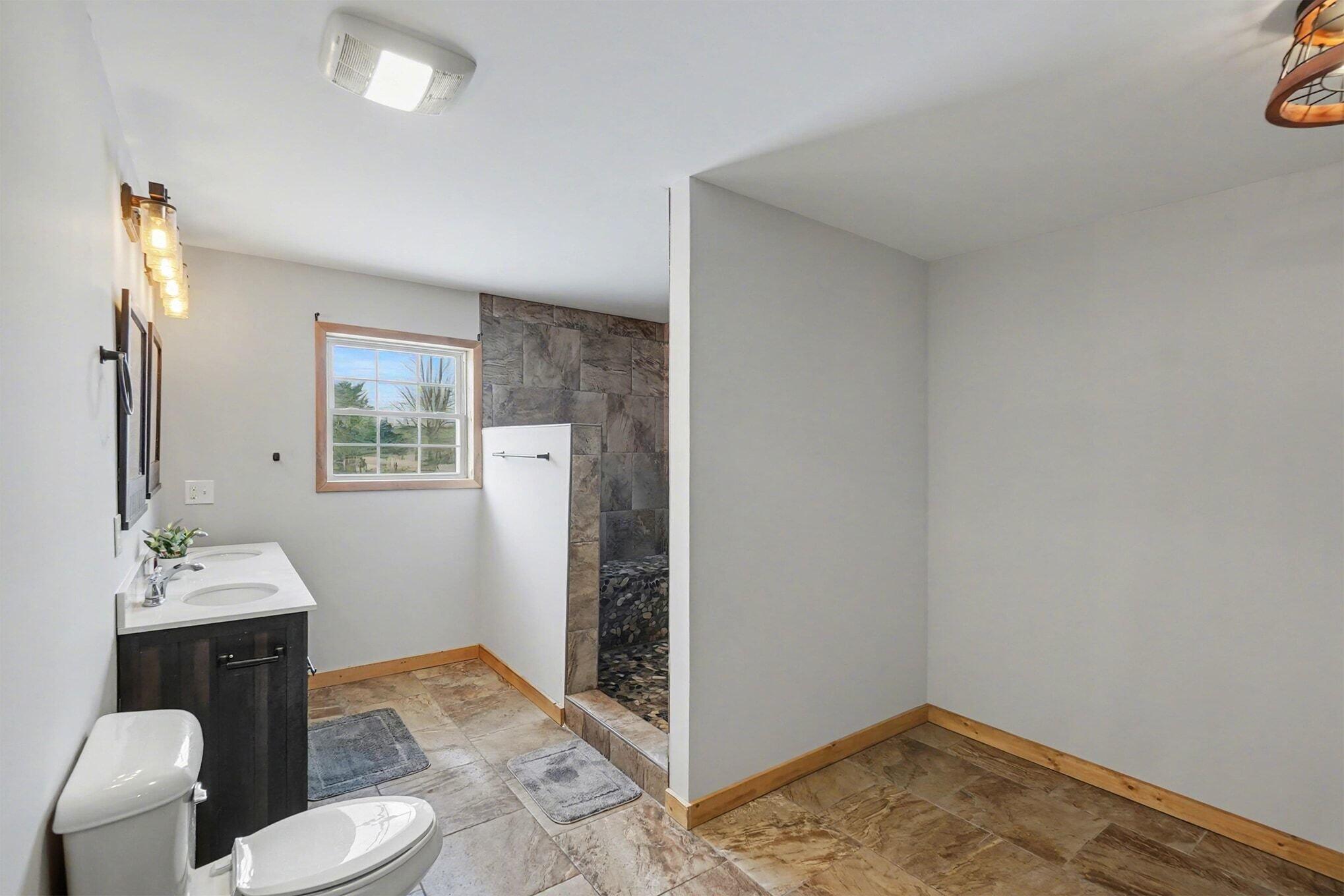 4981 East Sylvan Road Evart, MI 49631 - Photo 15 of 28 Primary Bathroom