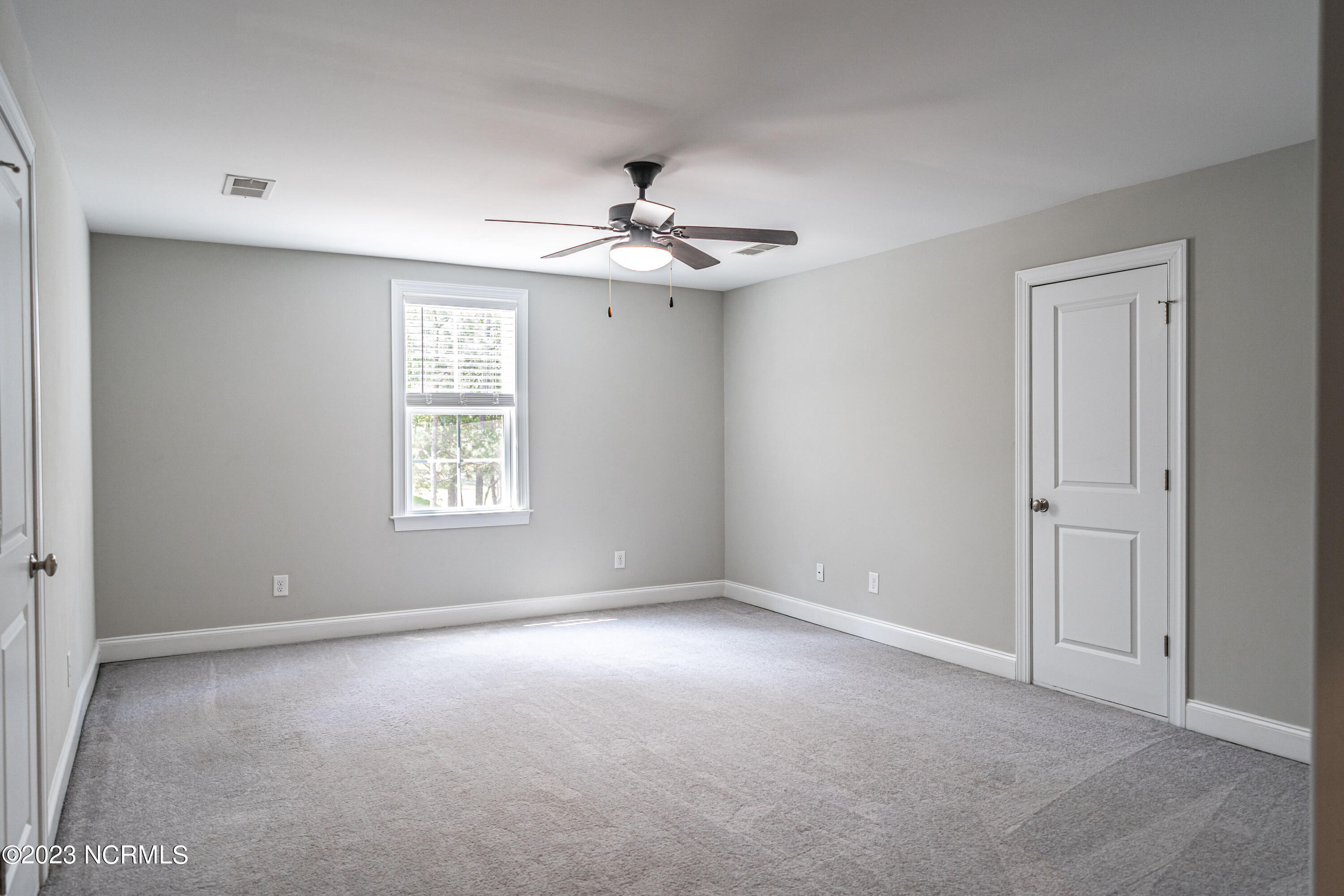 547 Longleaf Drive West End, NC 27376 - Photo 34 of 62 Upstairs bedroom