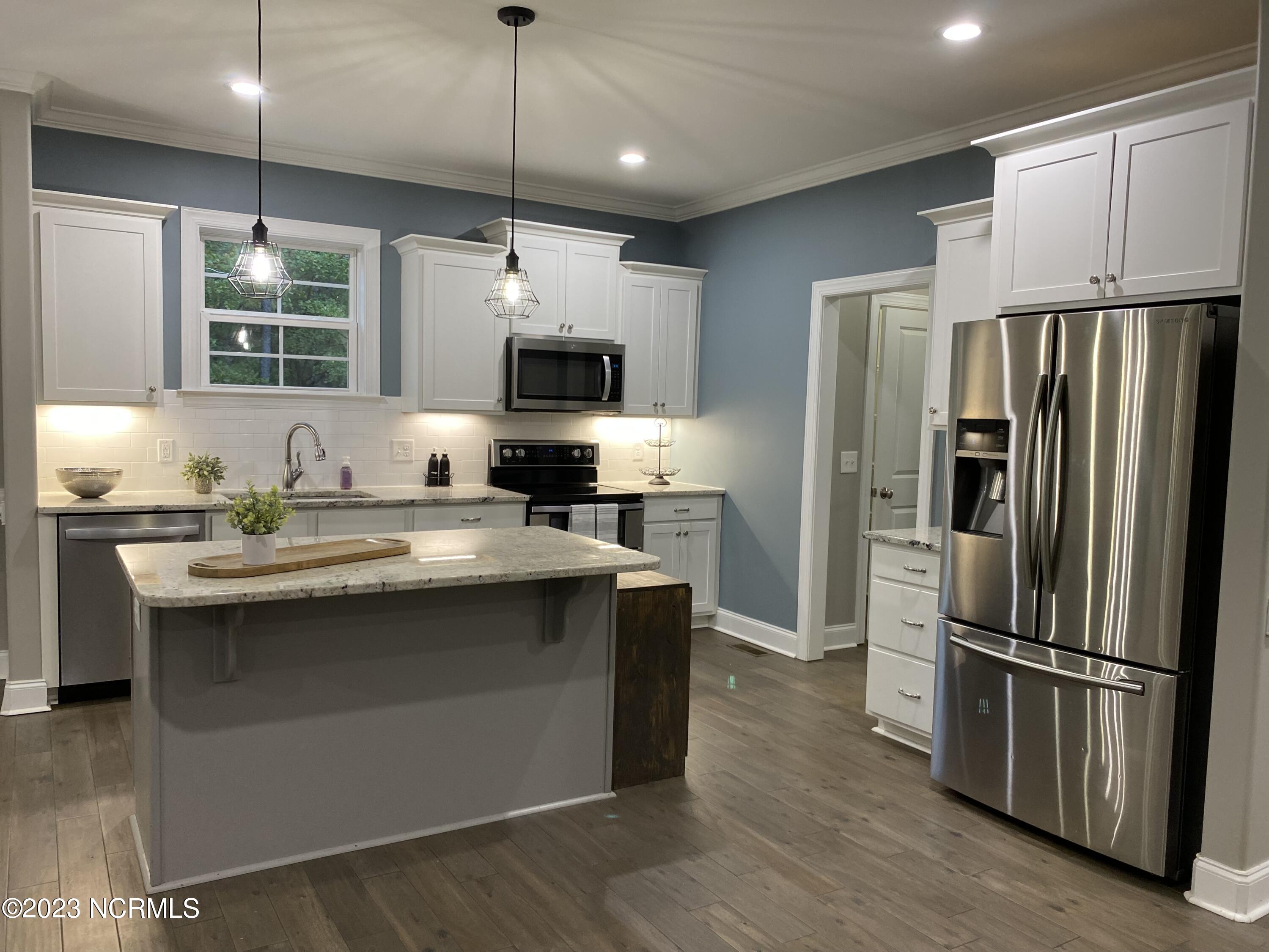 547 Longleaf Drive West End, NC 27376 - Photo 9 of 62 kitchen 2