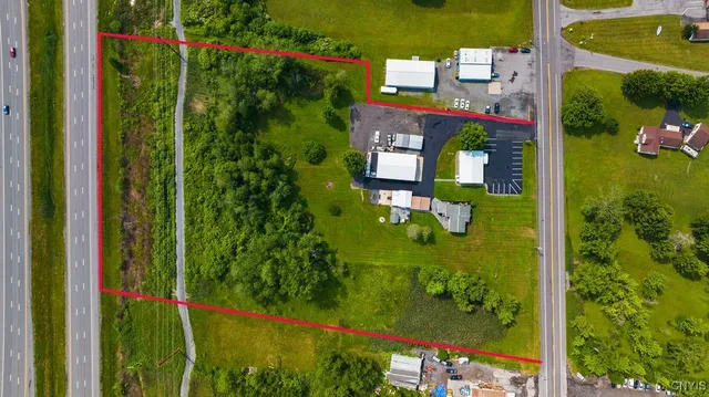 $999,900 | 8984-8998 Brewerton Road, Cicero, NY 13029