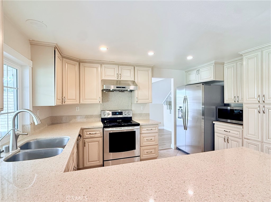 7 Calhoun Irvine, CA 92620 - Photo 13 of 33