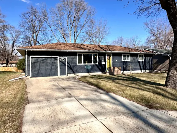 $207,000 | 306 Elm Street, Marshall, MN 56258