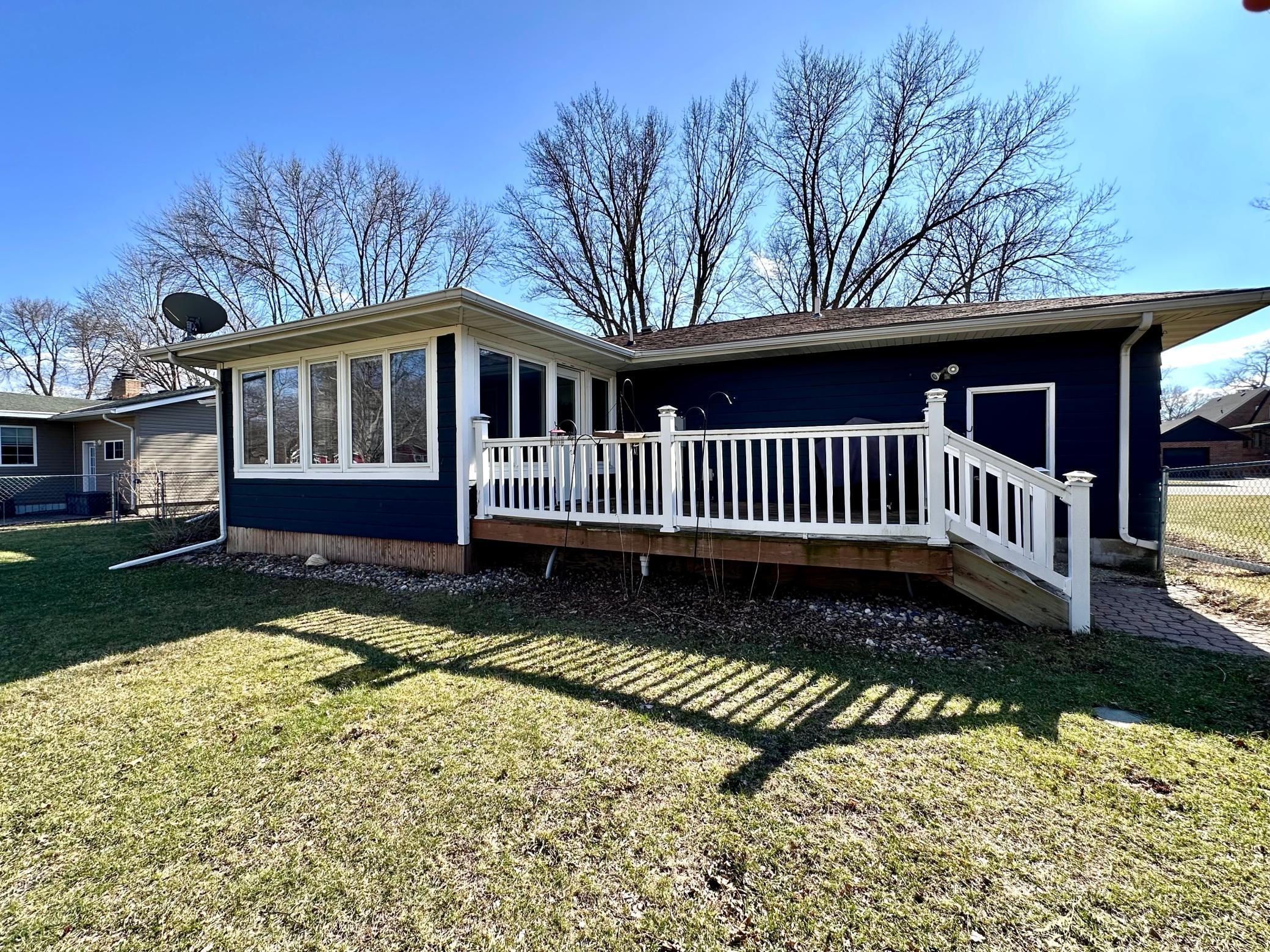 306 Elm Street Marshall, MN 56258 - Photo 24 of 28