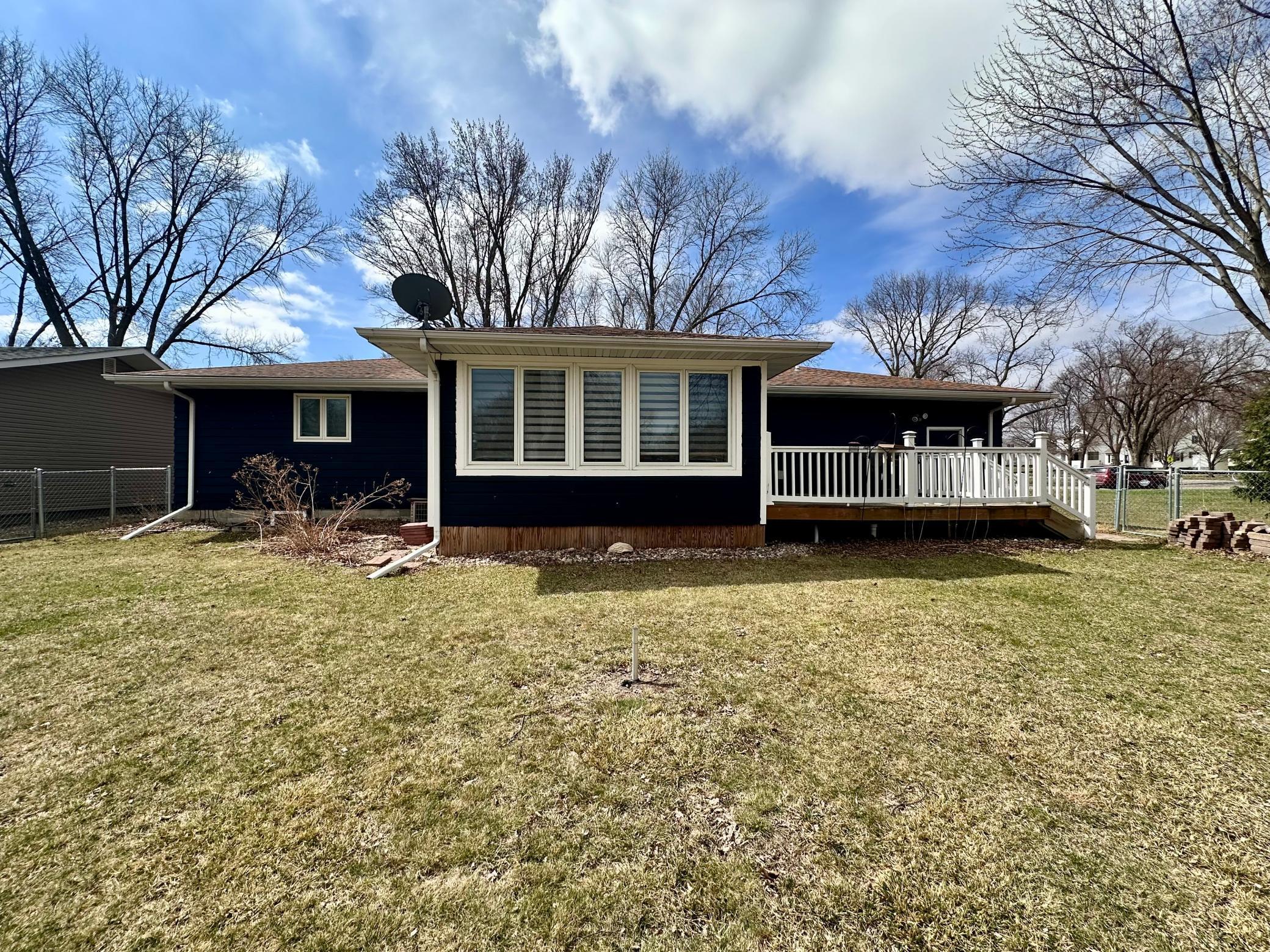 306 Elm Street Marshall, MN 56258 - Photo 25 of 28