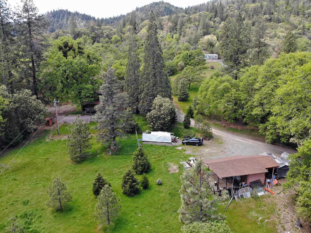 2297 Holcomb Springs Road Gold Hill, OR 97525 - Photo 27 of 30 26
