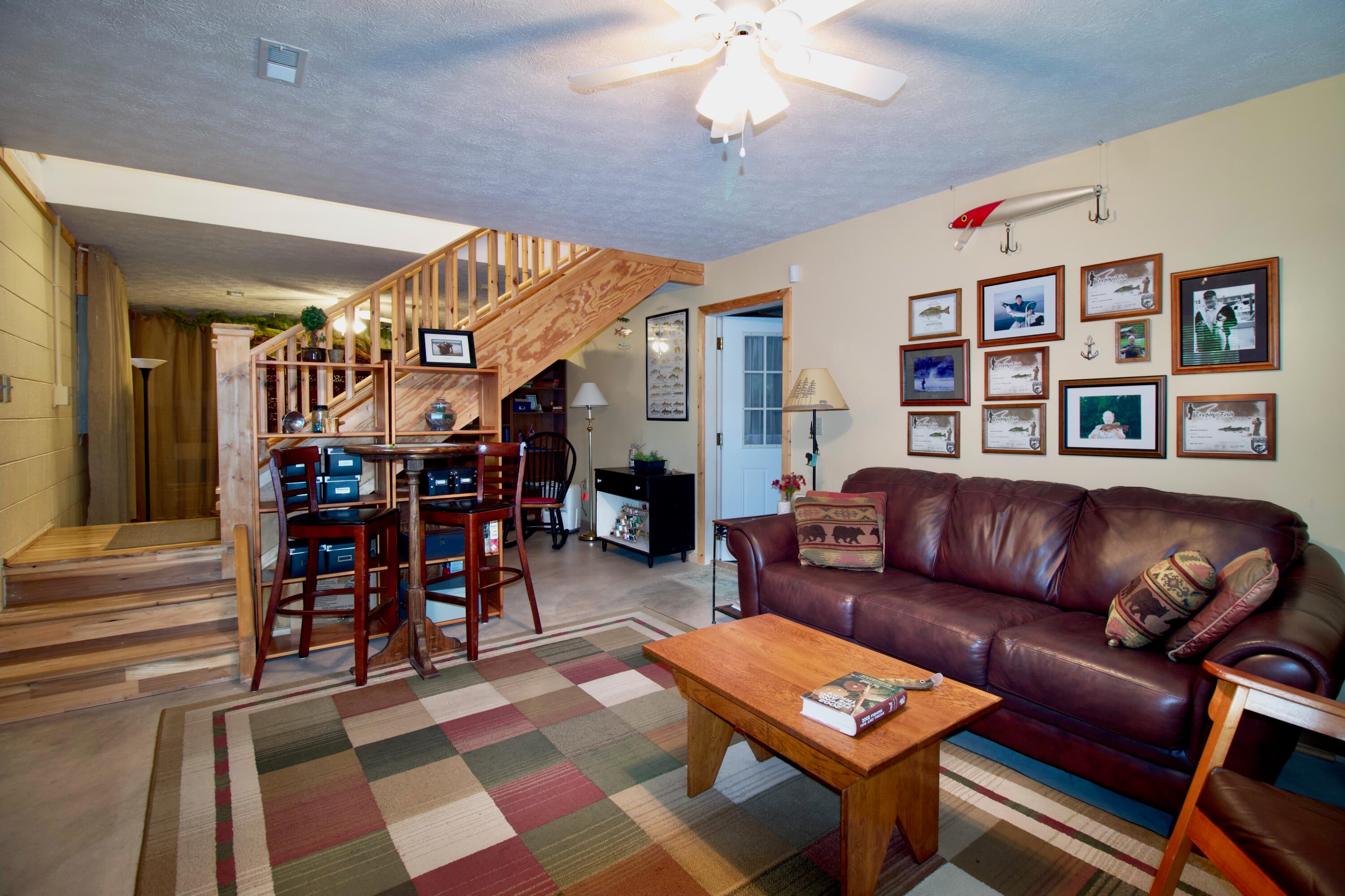 2389 New River Road Hinton, WV 25951 - Photo 12 of 27 Gallery Image 12