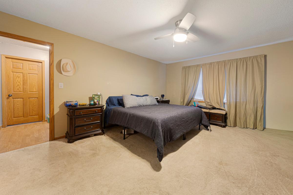 4406 Newcastle Lane Northwest Rochester, MN 55901 - Photo 19 of 33