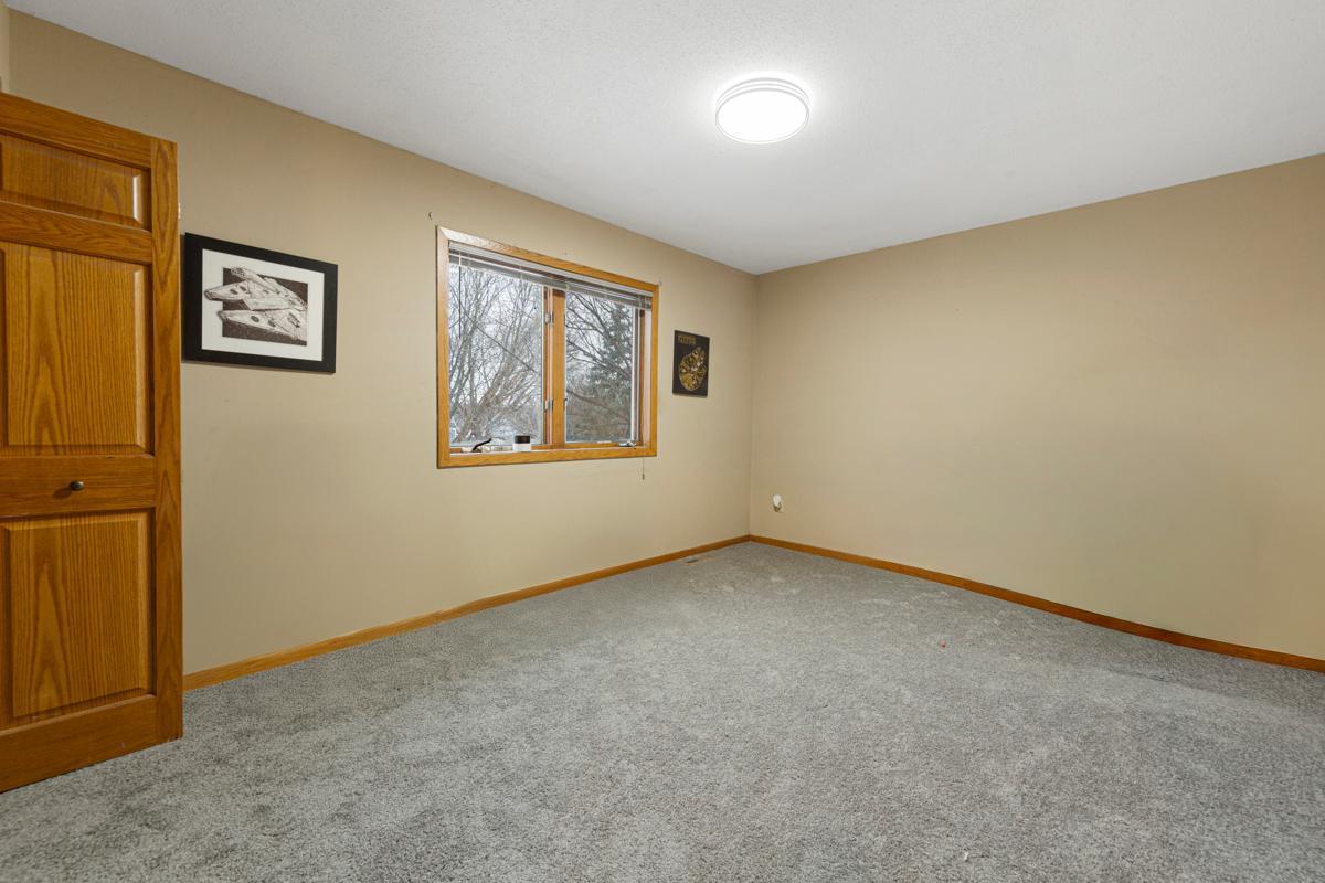 4406 Newcastle Lane Northwest Rochester, MN 55901 - Photo 22 of 33