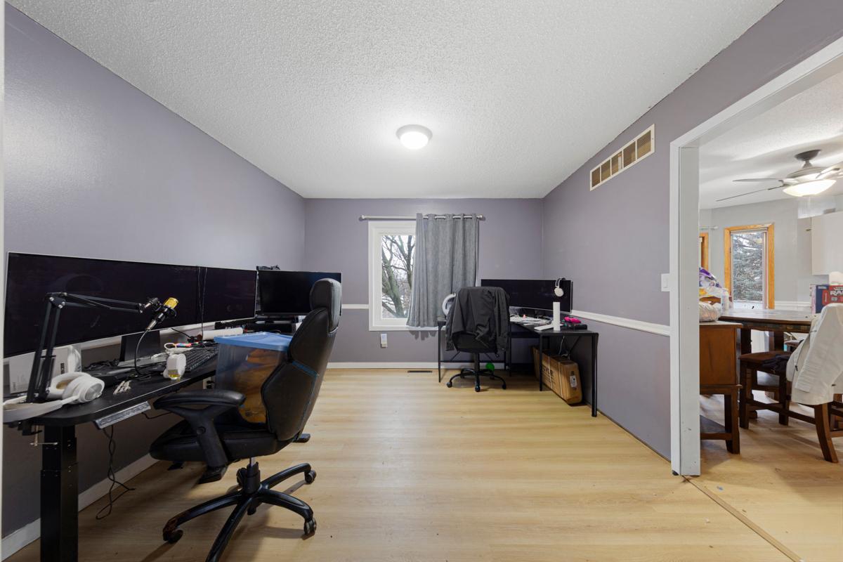 4406 Newcastle Lane Northwest Rochester, MN 55901 - Photo 8 of 33