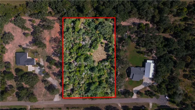 $100,000 | 14724 Bogota Drive, Iola, TX 77861