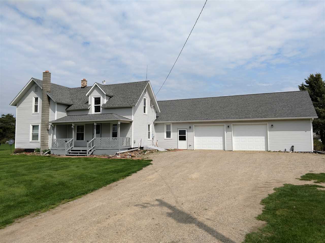 7150 Ditch Road Chesaning, MI 48616 - Photo 1 of 33 31378933.JPG