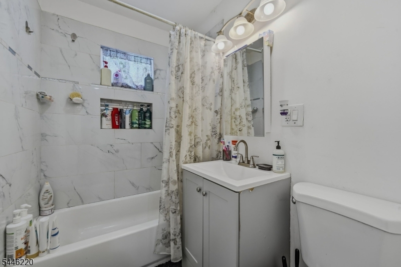 137 New Street, Unit 1 Paterson, NJ 07501 - Photo 10 of 19