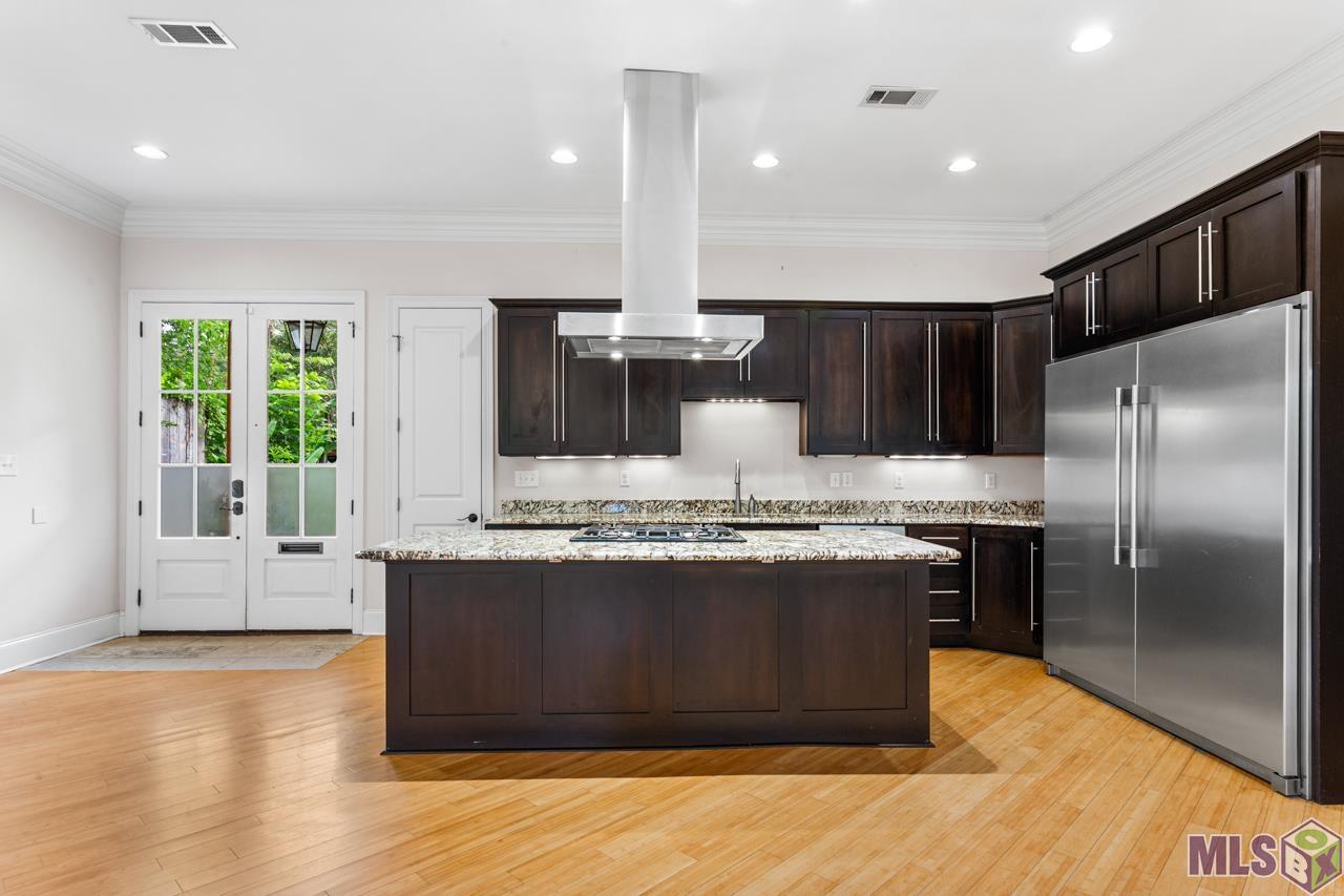 955 Aberdeen Avenue Baton Rouge, LA 70808 - Photo 2 of 26