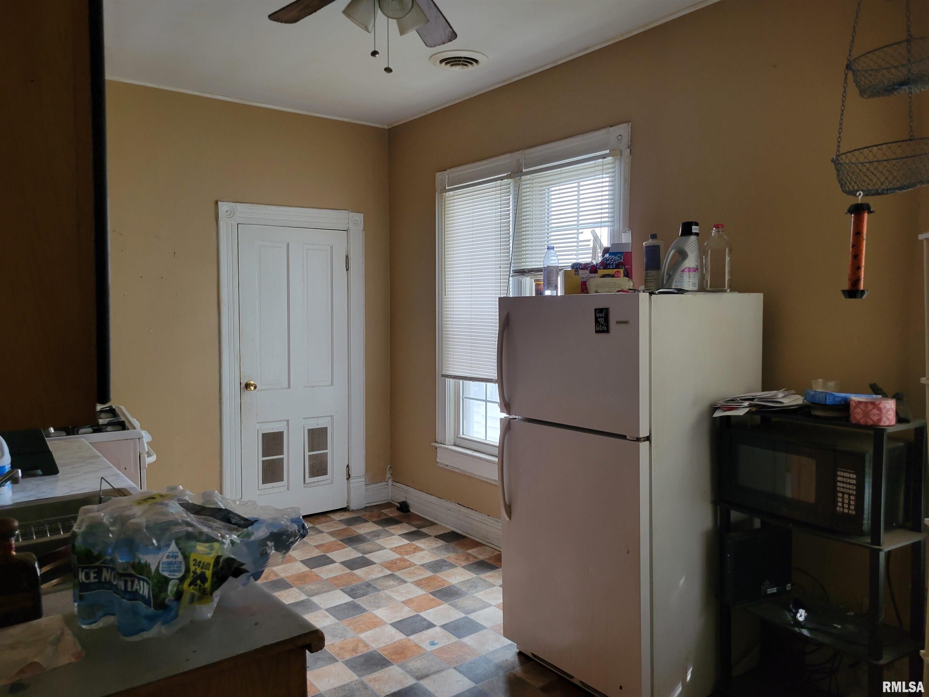 935 West Washington Street Springfield, IL 62702 - Photo 19 of 28 Gallery Image 19