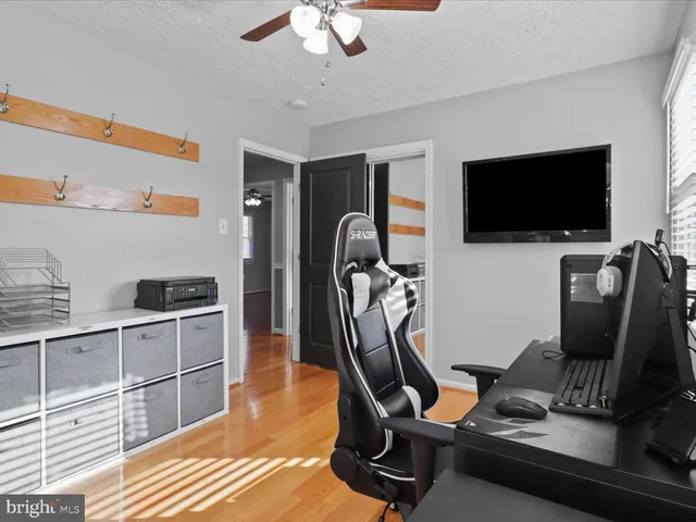 $795,000 | 9419 Ramey Road, Marshall, VA 20115