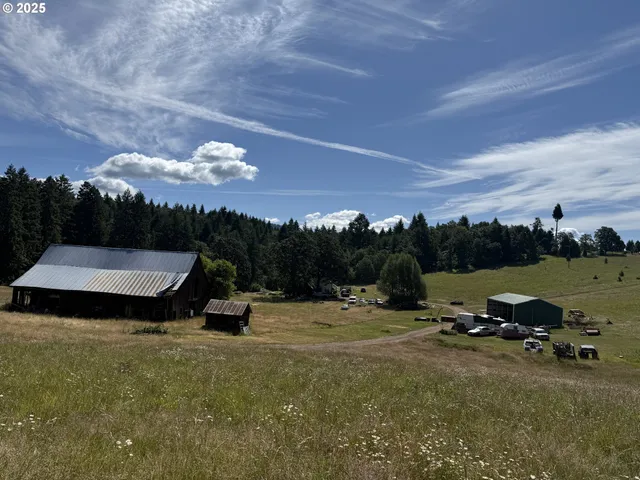 $2,999,000 | 77220 Bar B L Ranch Road, Oakridge, OR 97463