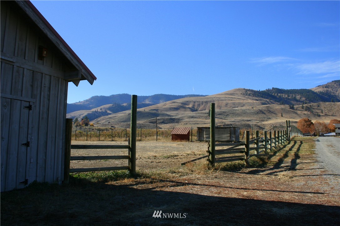 412 Twisp Carlton Road Carlton, WA 98814 - Photo 11 of 16 Gallery Image 11