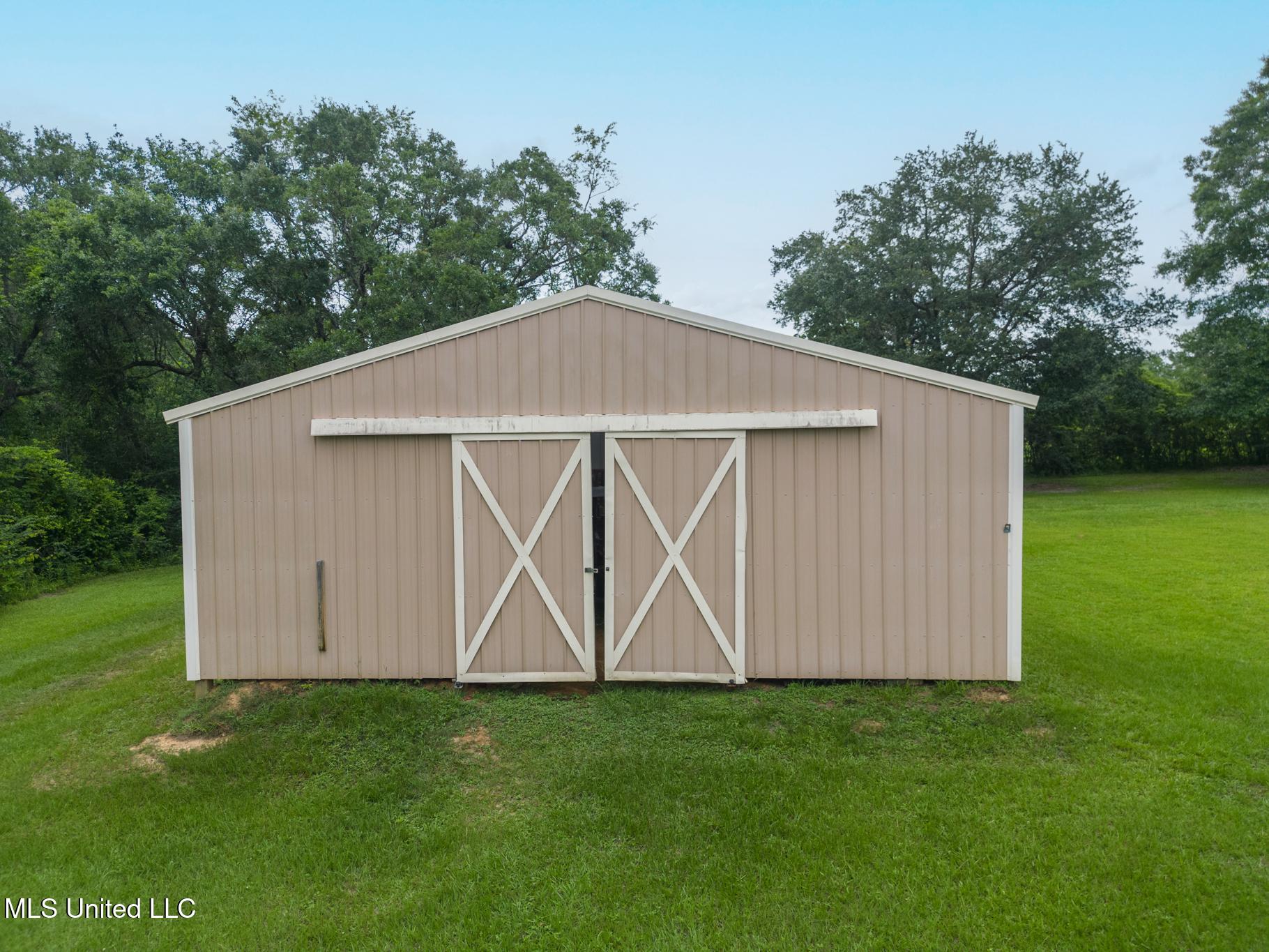 26140 Elmer Ladner Road Pass Christian, MS 39571 - Photo 21 of 23 21