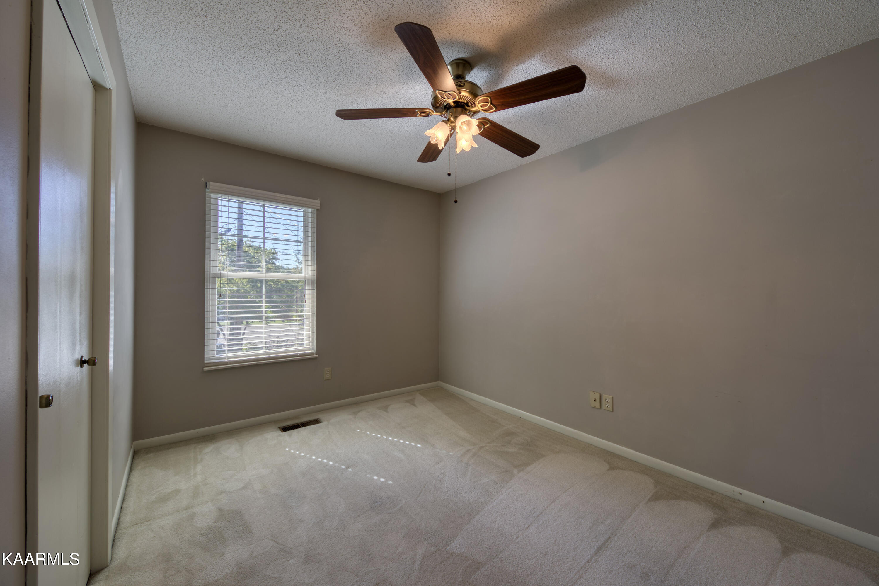 600 Worcester Road Knoxville, TN 37934 - Photo 11 of 38 Bed