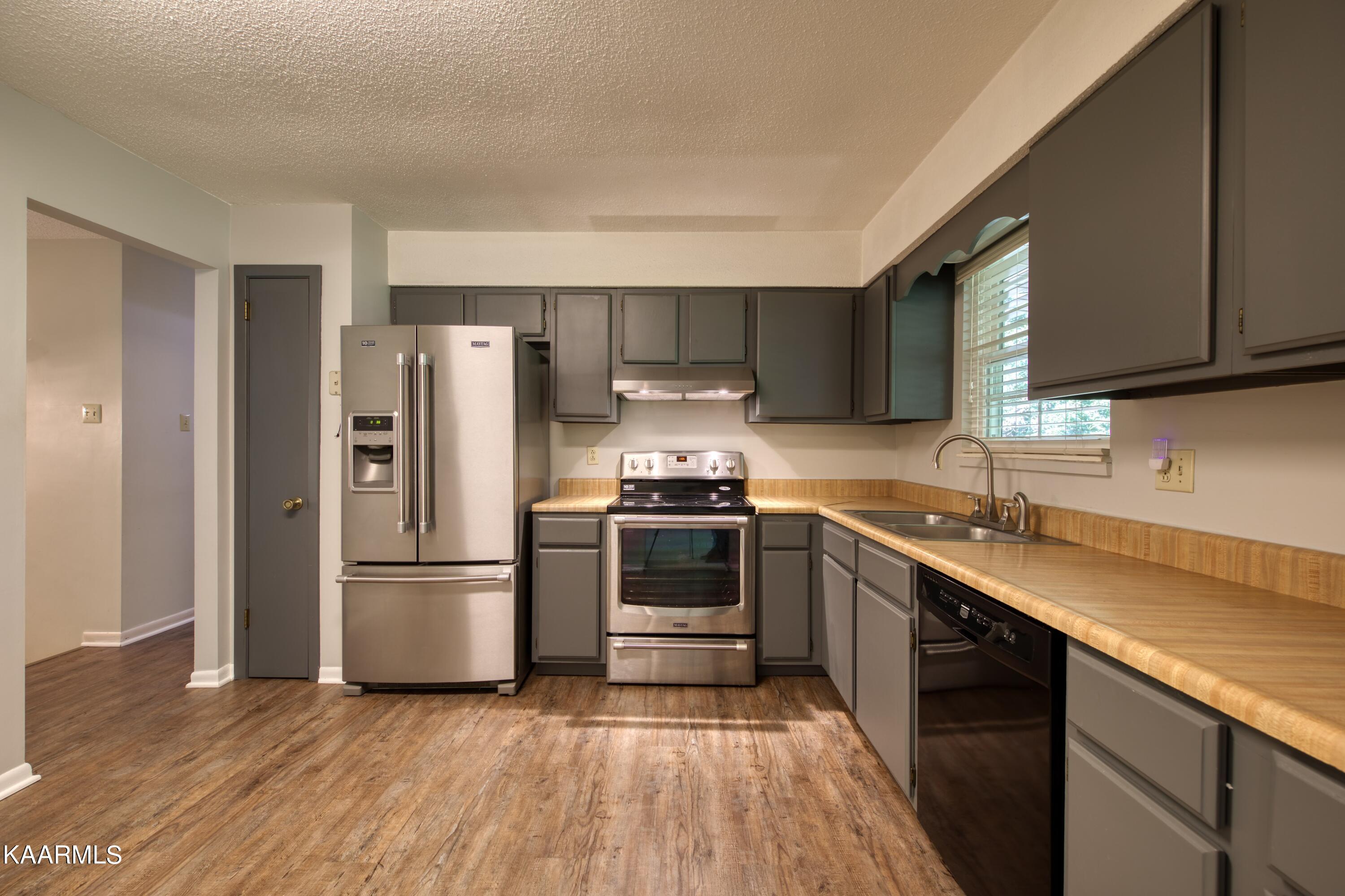 600 Worcester Road Knoxville, TN 37934 - Photo 4 of 38 Kitchen