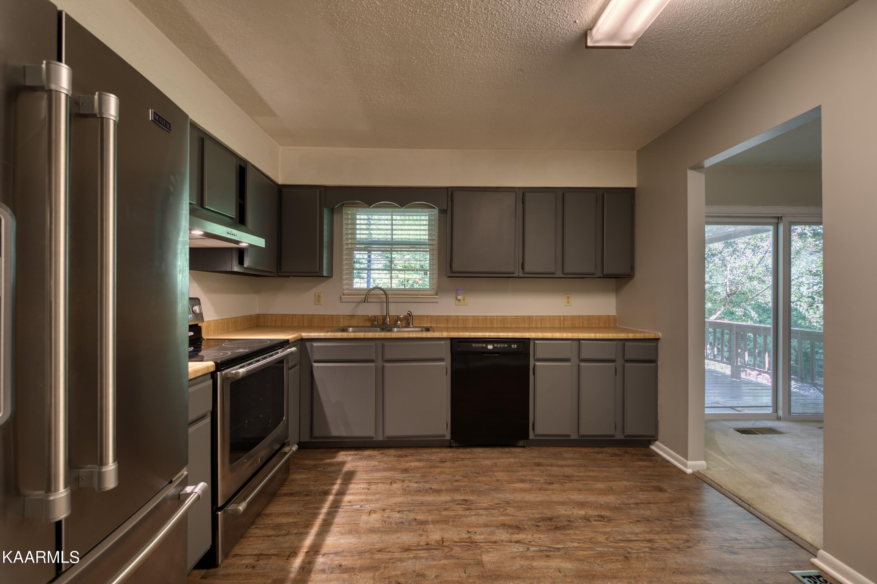 600 Worcester Road Knoxville, TN 37934 - Photo 5 of 38 Kitchen