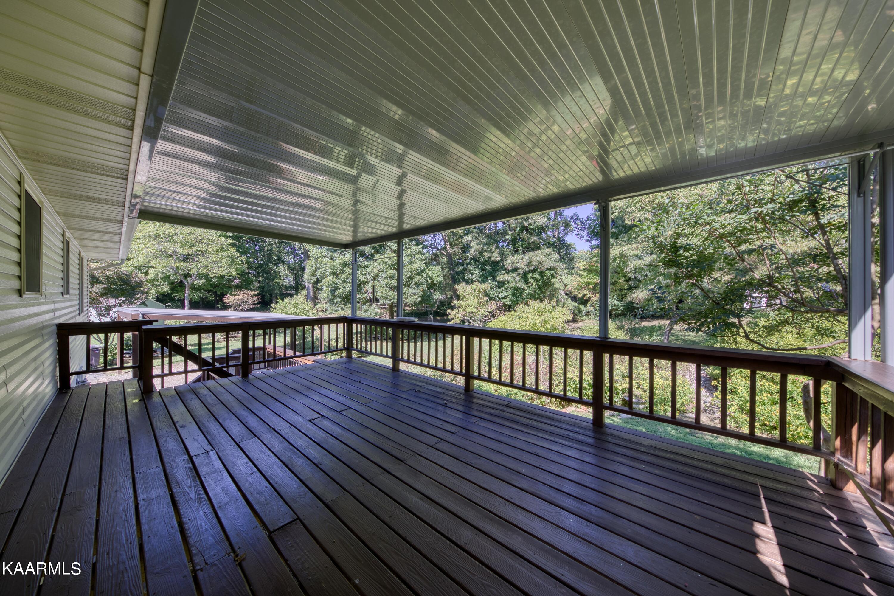600 Worcester Road Knoxville, TN 37934 - Photo 7 of 38 Shady porch off kitchen/diner